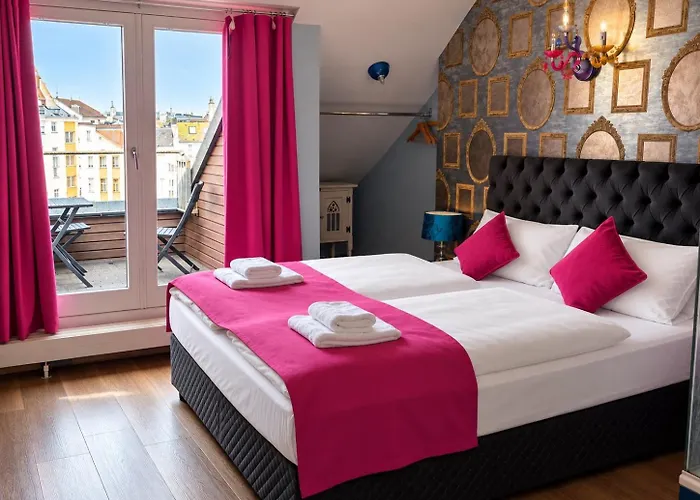 Village Hotel 3*